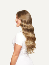 Load image into Gallery viewer, 20" Classic Bronde Balayage Clip-Ins - 20" (160g)