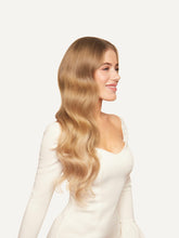 Load image into Gallery viewer, 20" Classic Dirty Blonde Clip-Ins - 20" (220g)