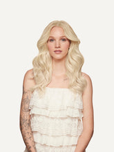 Load image into Gallery viewer, 16" Classic Platinum Blonde Volume Bundle Clip-Ins - 16" (180g)