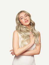 Load image into Gallery viewer, 20" Classic Sandy Blonde Balayage Volume Bundle - 20" (265g)