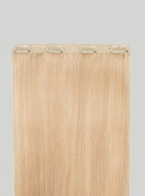 Load image into Gallery viewer, 16" Classic Ash Blonde Volumizer Weft - 16" (40g)

