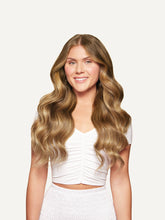 Load image into Gallery viewer, 20" Classic Bronde Balayage Volume Bundle - 20" (265g)
